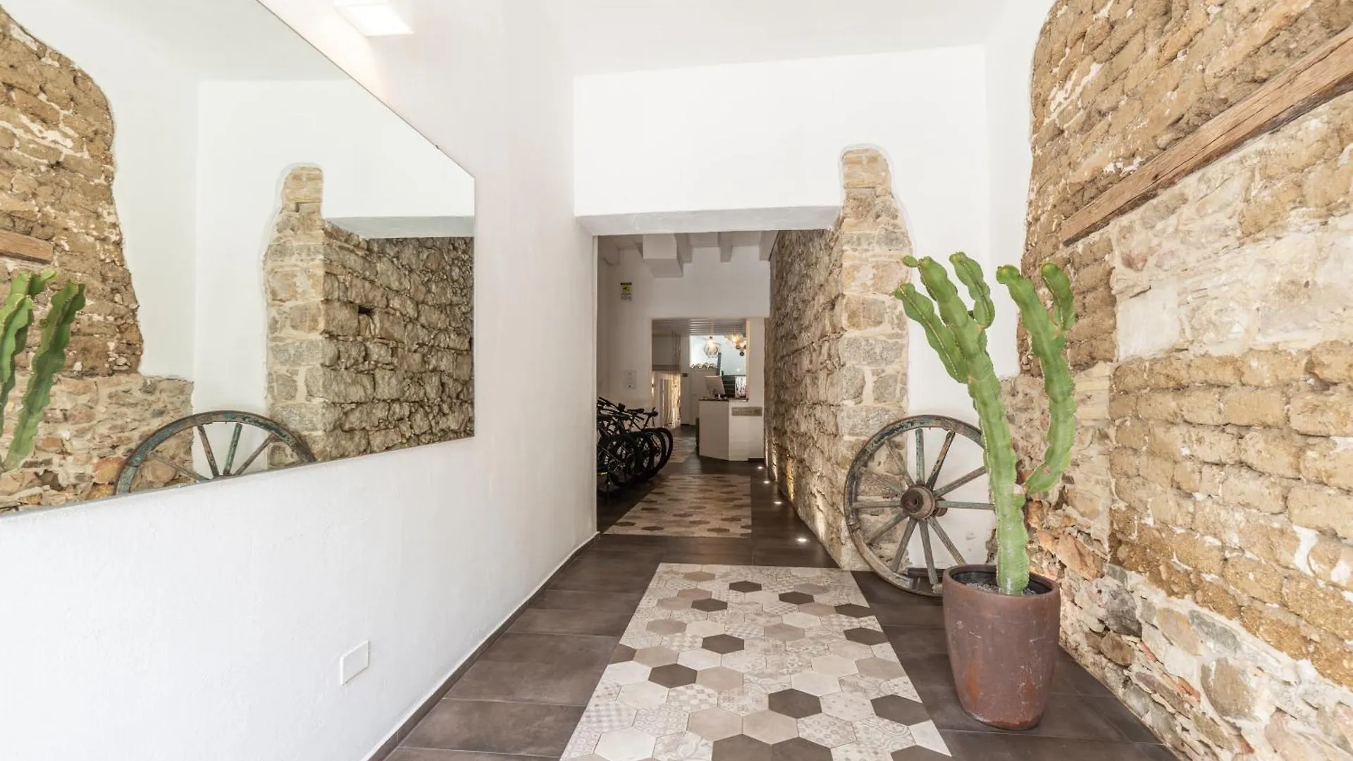 Aras Hotel Boutique Villasimius
