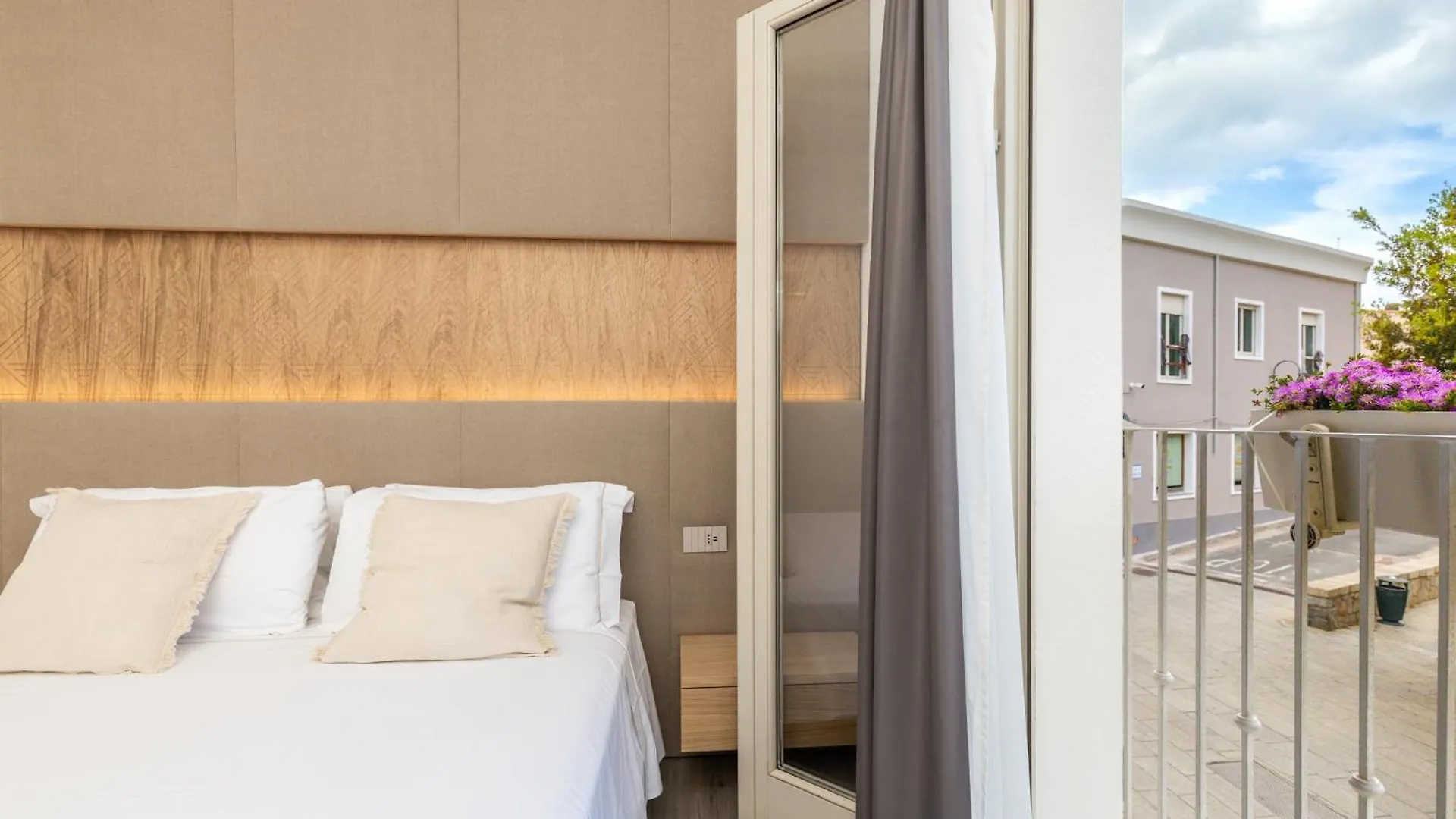Aras Hotel Boutique Villasimius