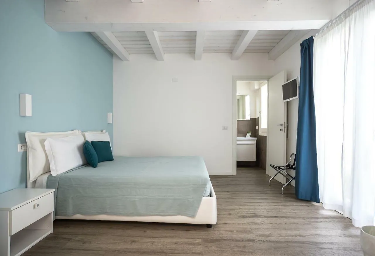 Aras Hotel Boutique Villasimius 3*,  Italia