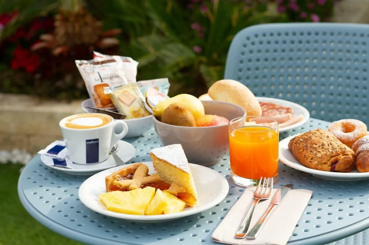 Aras Hotel Boutique Villasimius 3*,  Italia